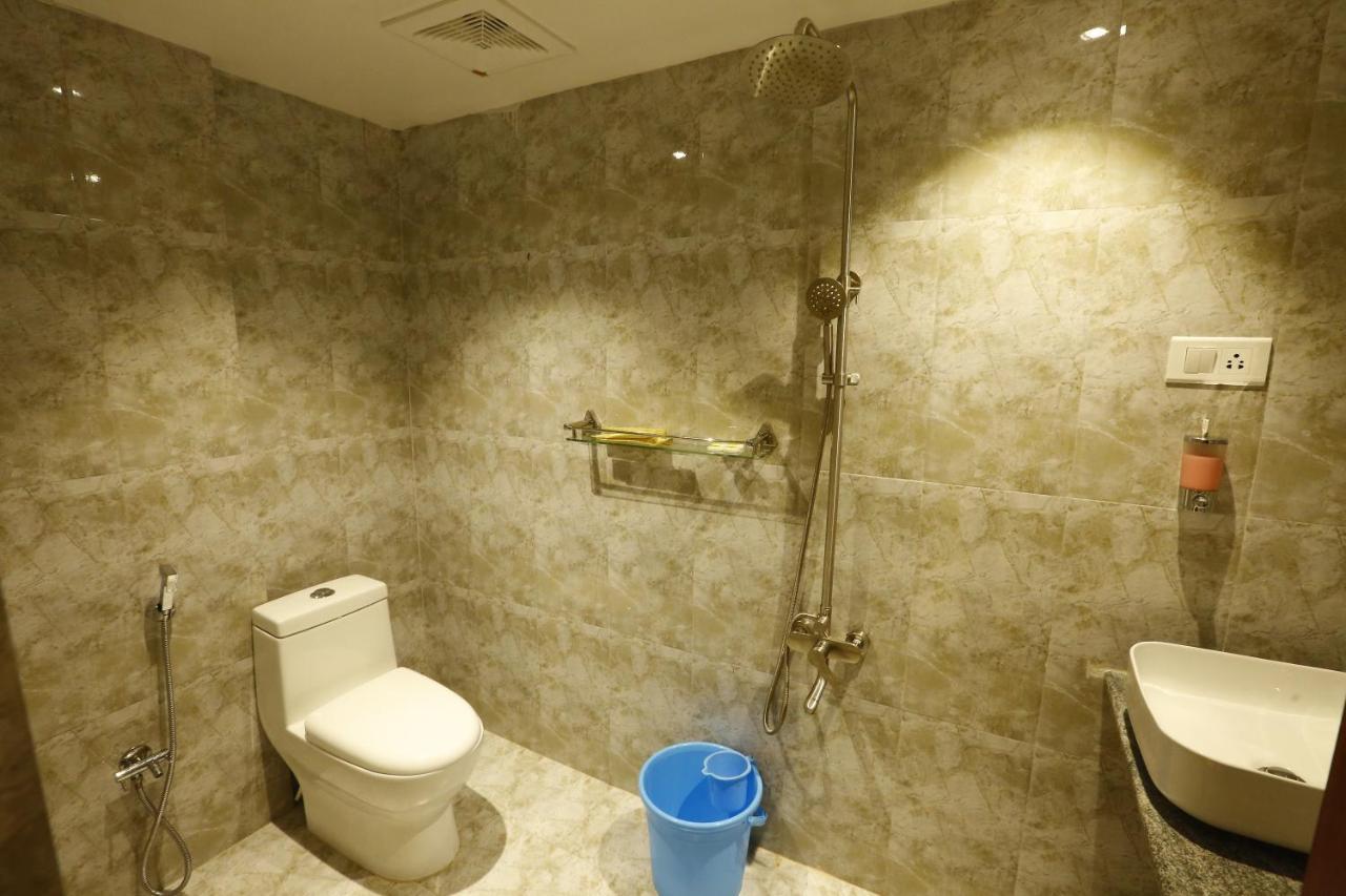 Nitheesh Residency Hotel Канчипурам Екстериор снимка