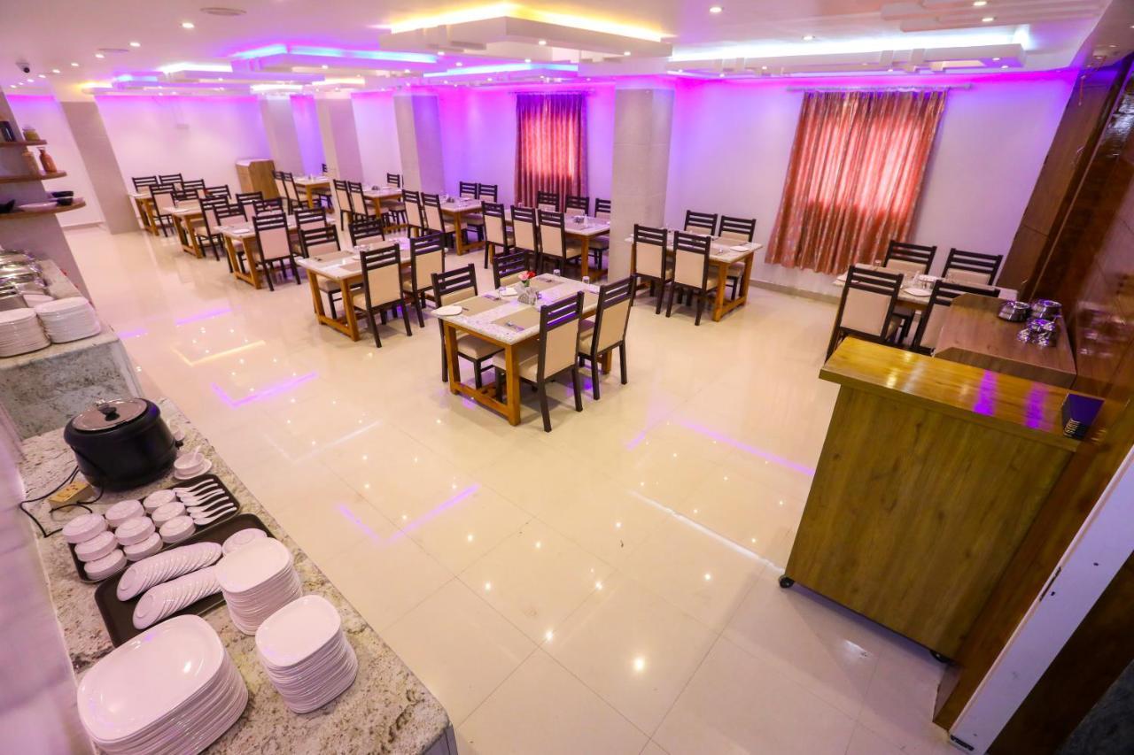 Nitheesh Residency Hotel Канчипурам Екстериор снимка