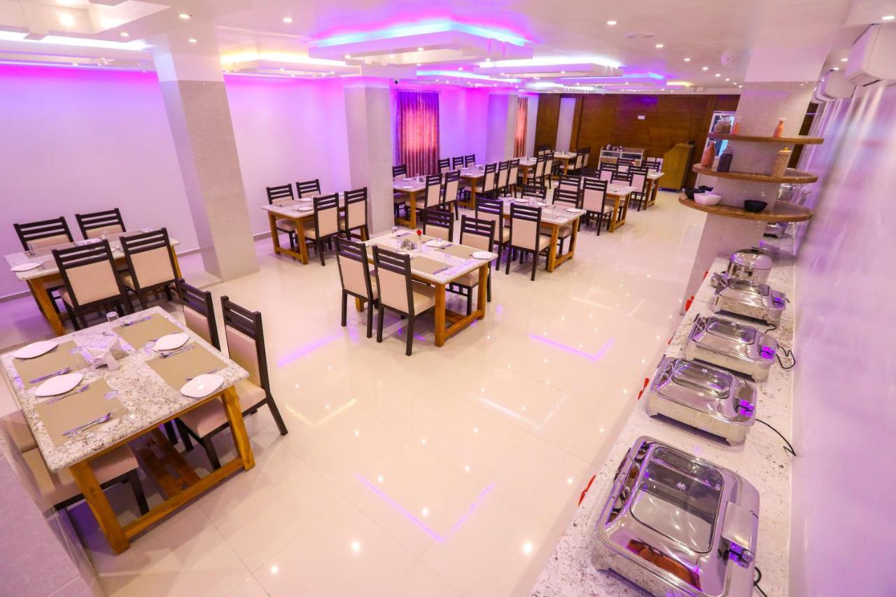 Nitheesh Residency Hotel Канчипурам Екстериор снимка
