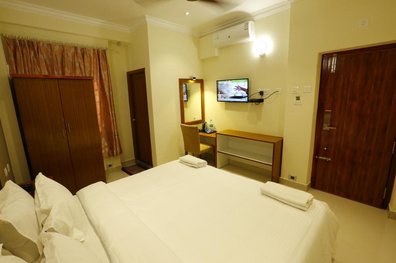 Nitheesh Residency Hotel Канчипурам Екстериор снимка