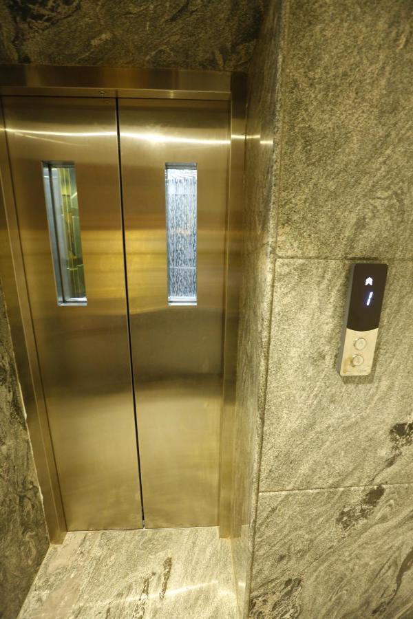 Nitheesh Residency Hotel Канчипурам Екстериор снимка